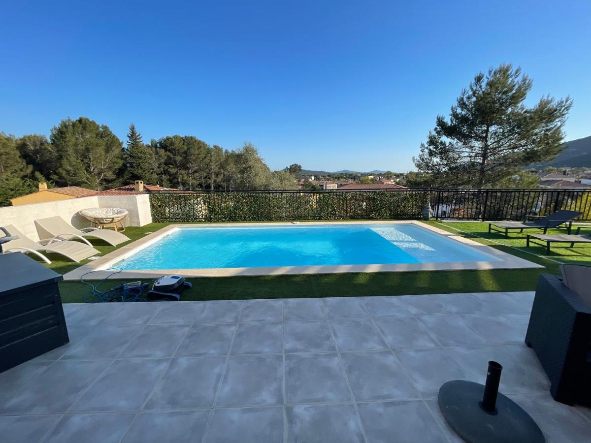 Villa Avec Piscine Cuers Kültér fotó