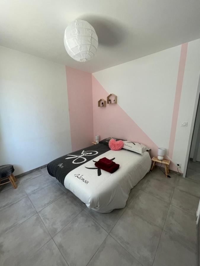 Villa Avec Piscine Cuers Kültér fotó