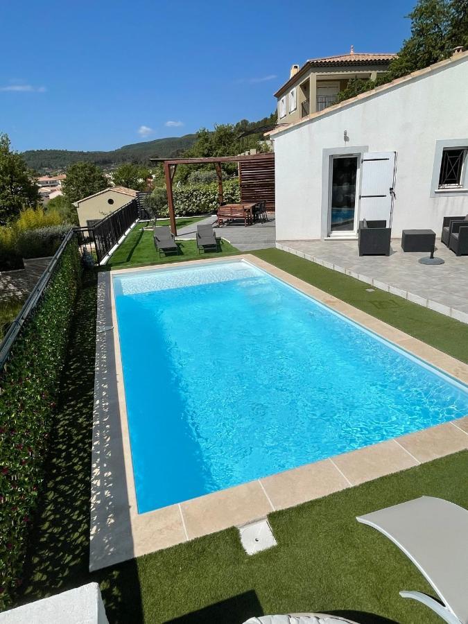 Villa Avec Piscine Cuers Kültér fotó