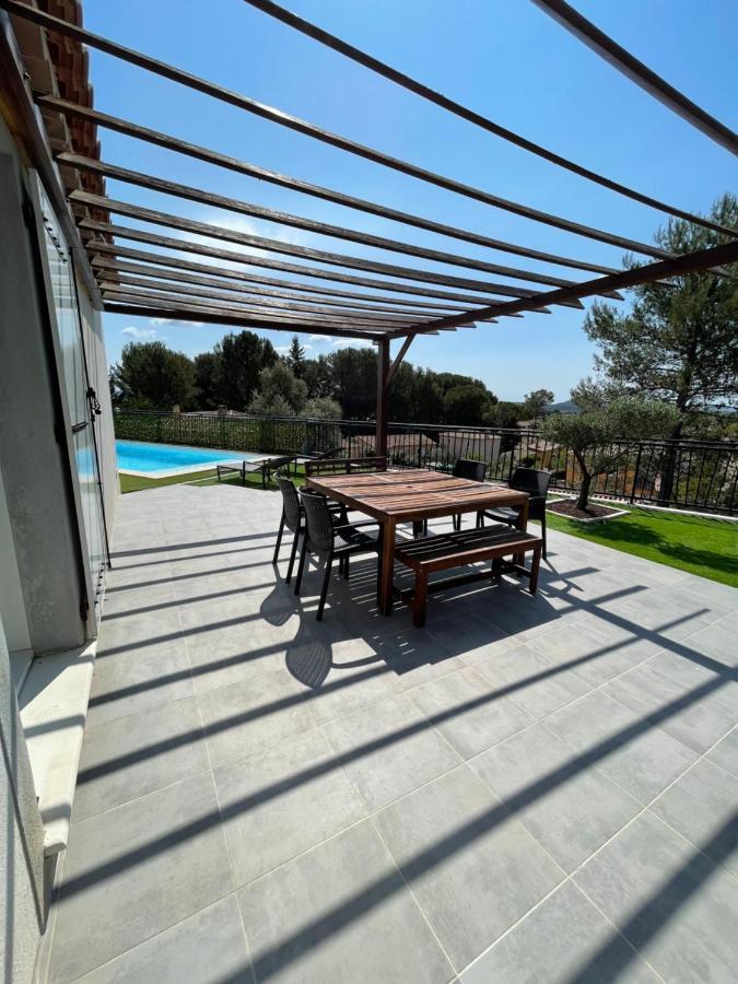Villa Avec Piscine Cuers Kültér fotó